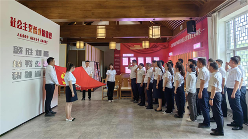 luck18新利·(中国体育)官方网站